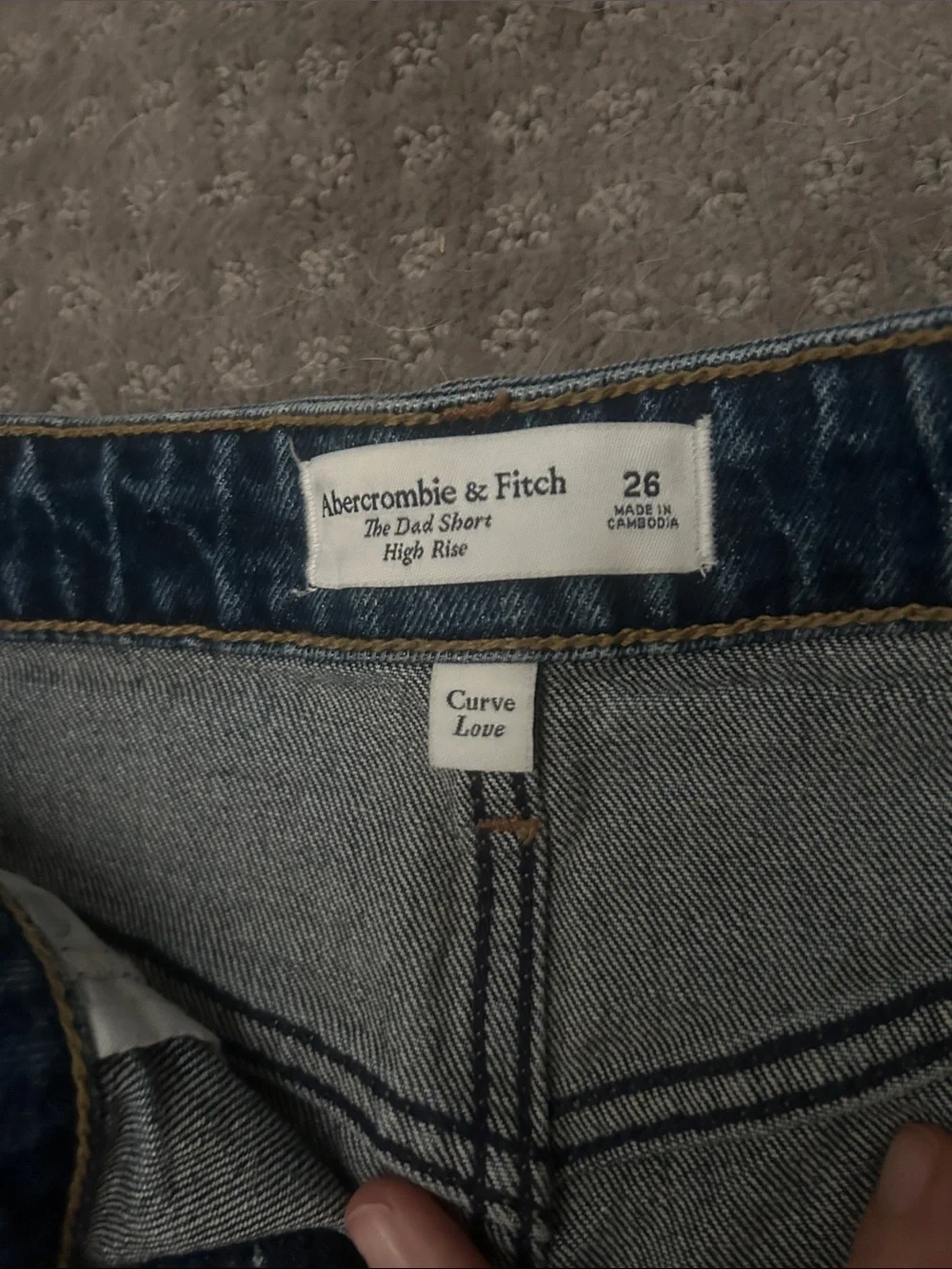 Abercrombie & Fitch Curve love style. Dark Wash Denim Shorts. NWT - Picture 2 of 5